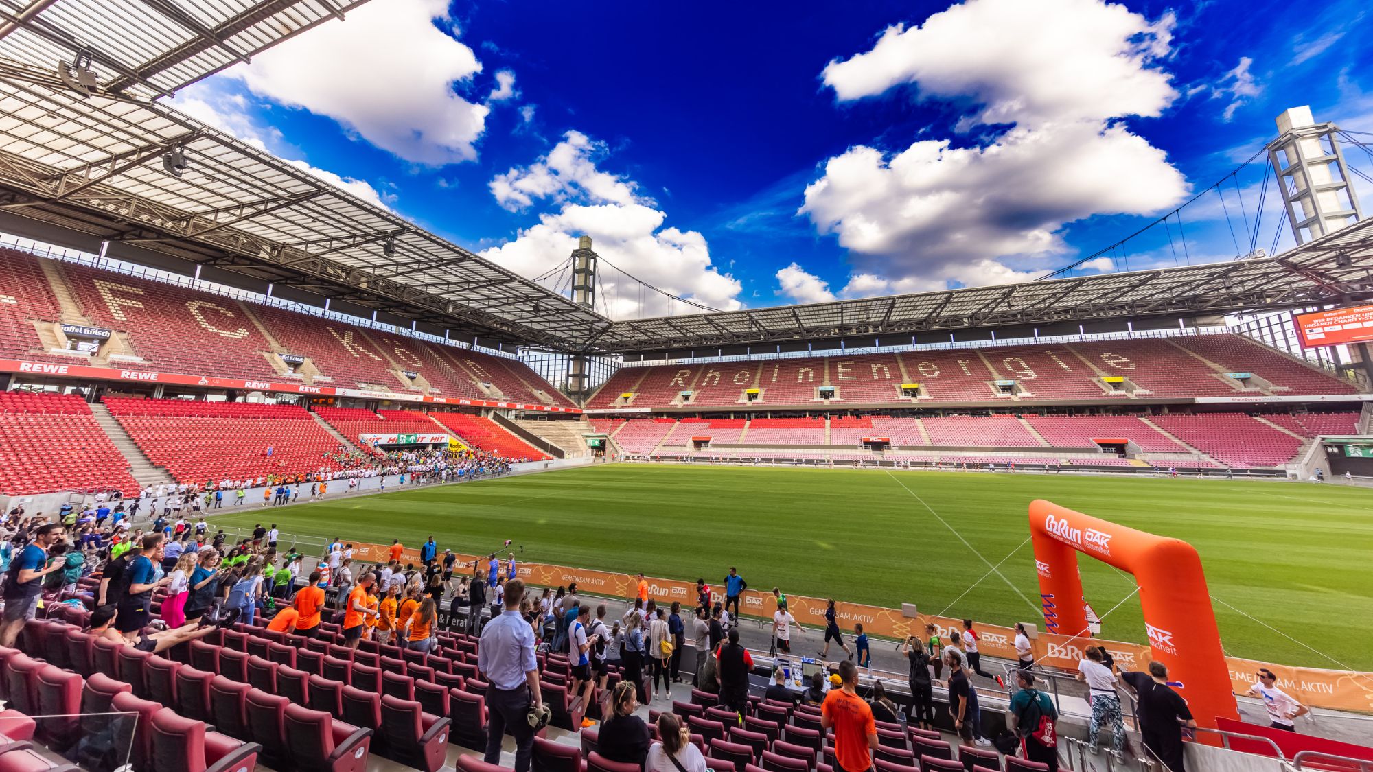Rhein Energie Stadion - B2Run Köln